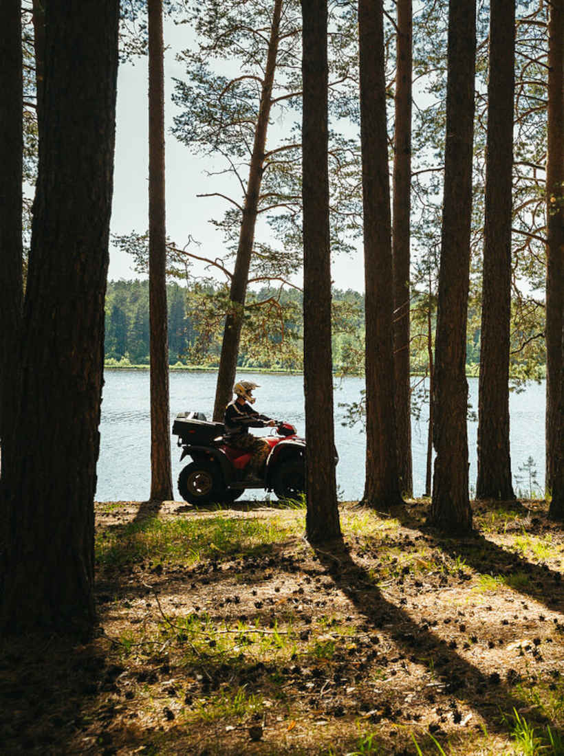 Тур на квадроциклах к горе Шунут на Урале.