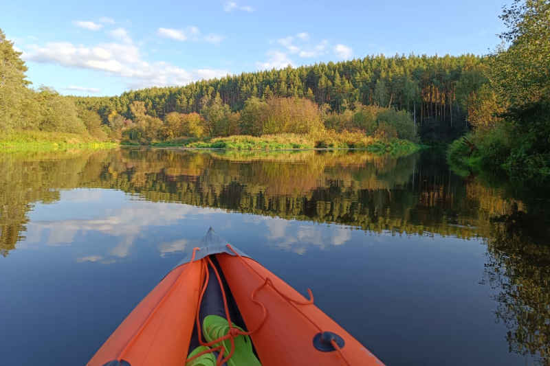 Тур на реке Реж плывем на байдарках, каяках