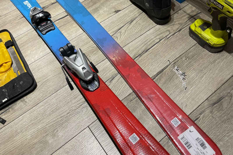 Установка креплений на лыжи, установка креплений сноуборд в Екб, Академический